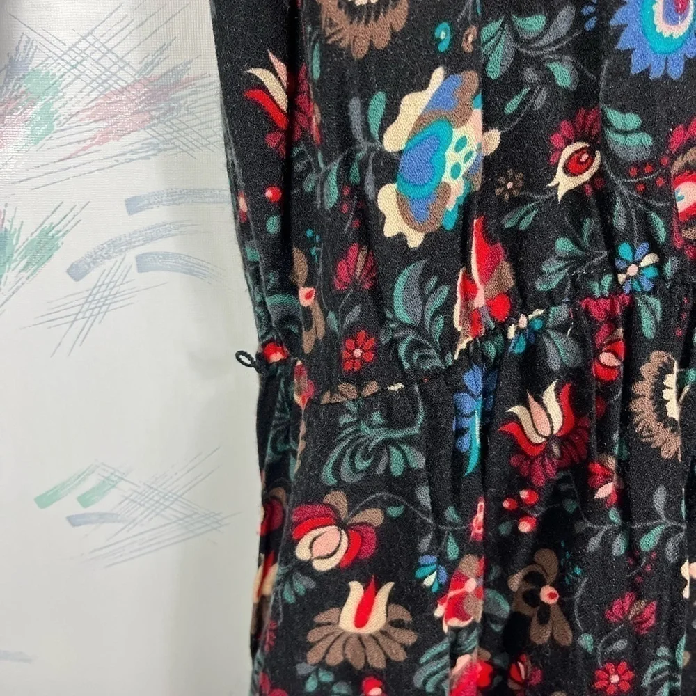 FOREVER 21 Contemporary Black Floral Print Mini Dress